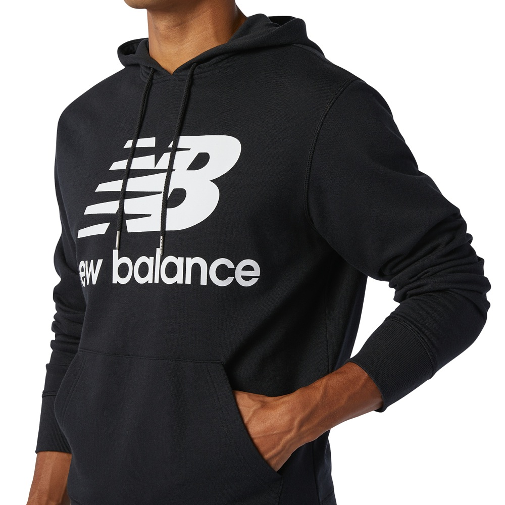 Sweater de hombre New Balance Essentials Negro