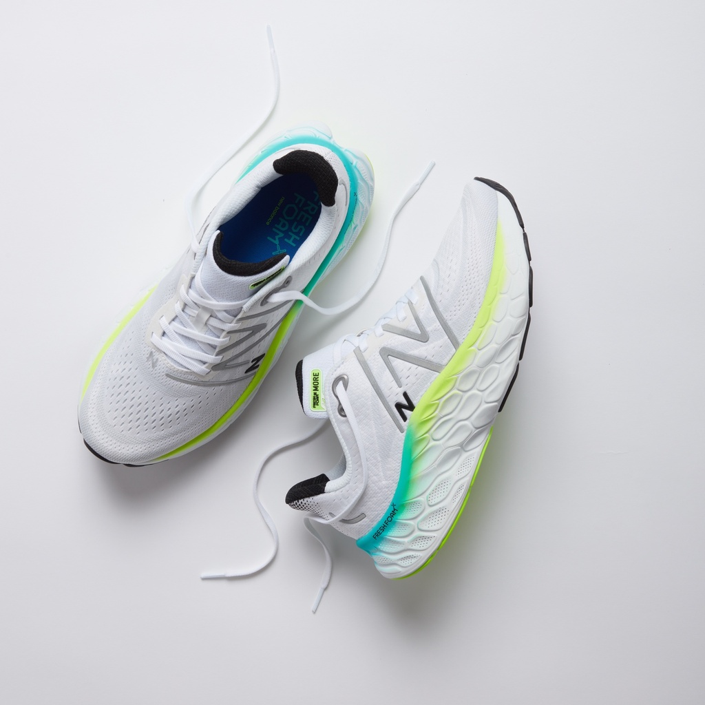 Zapato de hombre New Balance Fresh Foam X More v4 Blanco
