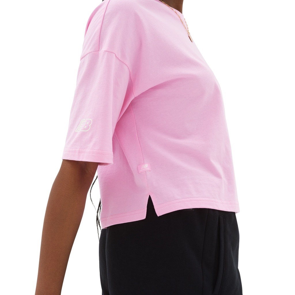 Camiseta de Mujer New Balance Essentials Graphic Rosado