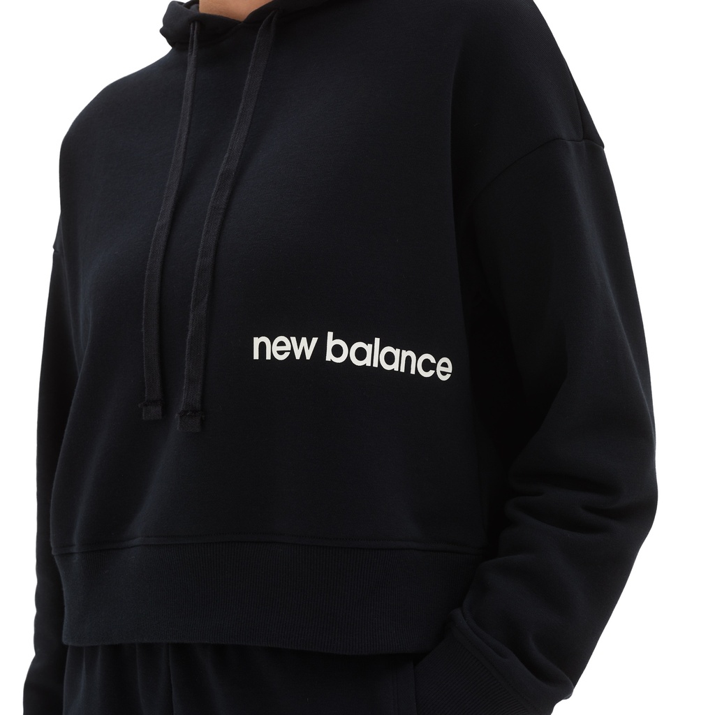 Sueter de Mujer New Balance Essentials Negro