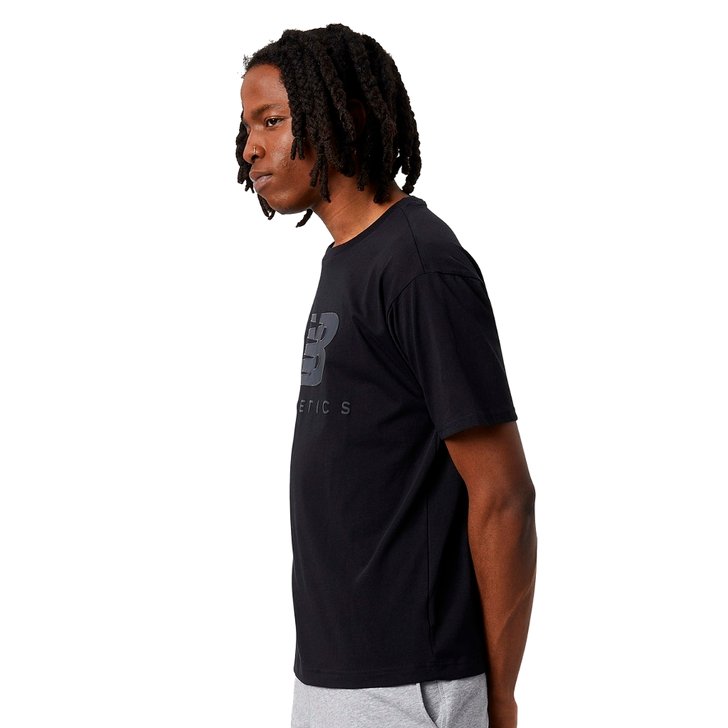Franela de Hombre New Balance Athletics Graphic Logo Negra